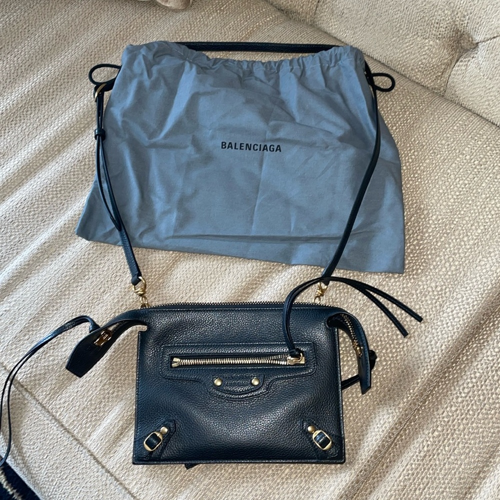 New BALENCIAGA neo classic leather shoulder bag